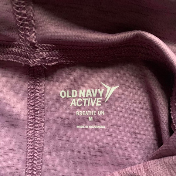 Old Navy women's active hooded sweatshirt, magenta/purple, size medium - Picture 4 of 4